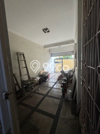 Dijual Cepat Rumah Minimalis & Modern LB 200m2 di Tanjung Duren Utara Dijual Cepat Rumah Minimalis & Modern LB 200m2 di Tanjung Duren Utara