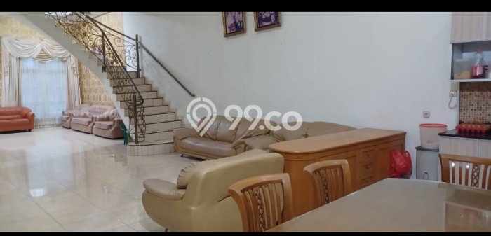 Dijual Rumah Luas Elegan Dengan View Cantik di Sunter, Jakarta Utara Dijual Rumah Luas Elegan Dengan View Cantik di Sunter, Jakarta Utara