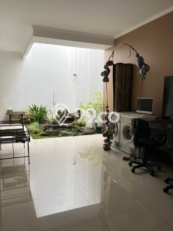 For Sale Rumah Elit Exclusive di Pesanggrahan, Jakarta Selatan For Sale Rumah Elit Exclusive di Pesanggrahan, Jakarta Selatan