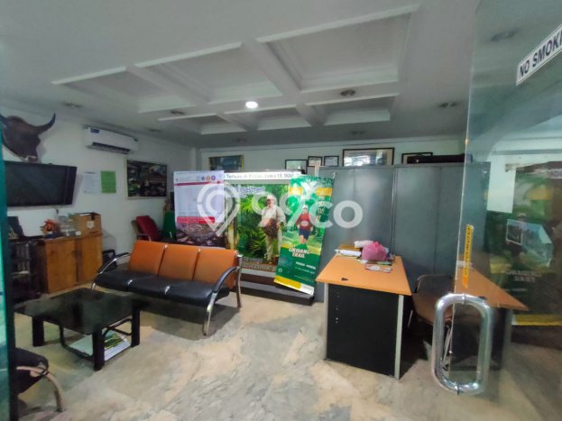 Kantor Bagus Dijual LB 1068m2 Lokasi Strategis Jakarta Barat Area Cocok untuk Berbisnis Kantor Bagus Dijual LB 1068m2 Lokasi Strategis Jakarta Barat Area Cocok untuk Berbisnis