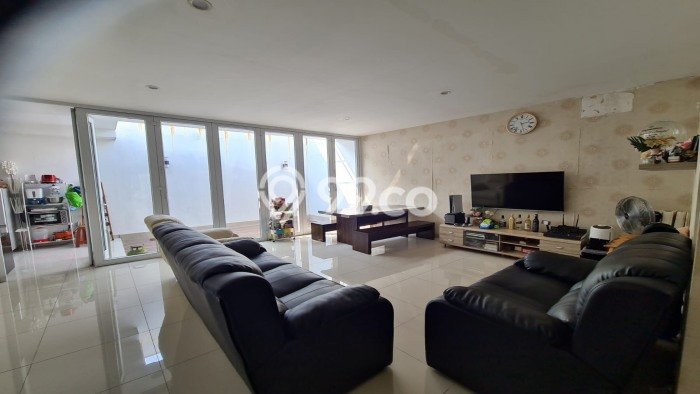 Rumah Minimalis 3 KT LT 160m2 di Suvarna Sutera Rumah Minimalis 3 KT LT 160m2 di Suvarna Sutera