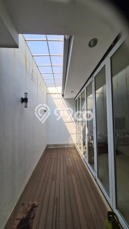 Rumah Minimalis 3 KT LT 160m2 di Suvarna Sutera Rumah Minimalis 3 KT LT 160m2 di Suvarna Sutera