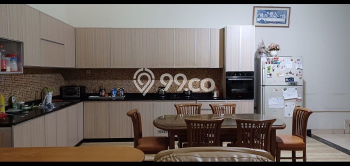 Dijual Rumah Luas Elegan Dengan View Cantik di Sunter, Jakarta Utara Dijual Rumah Luas Elegan Dengan View Cantik di Sunter, Jakarta Utara