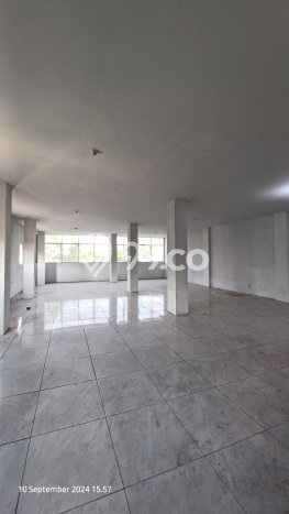 Ruko untuk Disewa di Pusat Tangerang Luas Bangunan 570m2 Ruko untuk Disewa di Pusat Tangerang Luas Bangunan 570m2