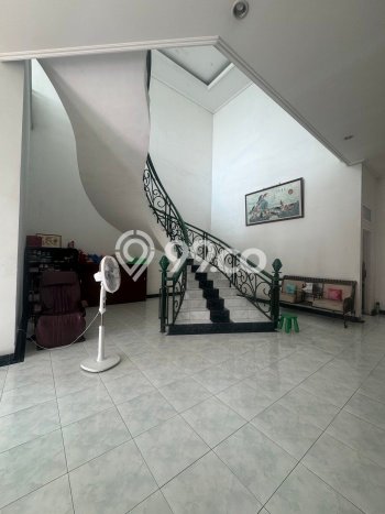For Sale! Luxury House LT 250m2 Desain Modern di Taman Palem For Sale! Luxury House LT 250m2 Desain Modern di Taman Palem