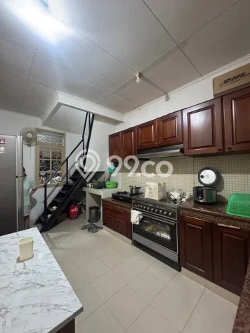Rumah Modern 4 Kamar LT 180m2 di Taman Kencana Rumah Modern 4 Kamar LT 180m2 di Taman Kencana