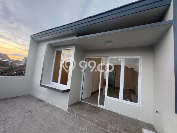 For Sale Rumah 2 Kamar Lokasi Strategis Bagus dan Strategis di Cipondoh For Sale Rumah 2 Kamar Lokasi Strategis Bagus dan Strategis di Cipondoh