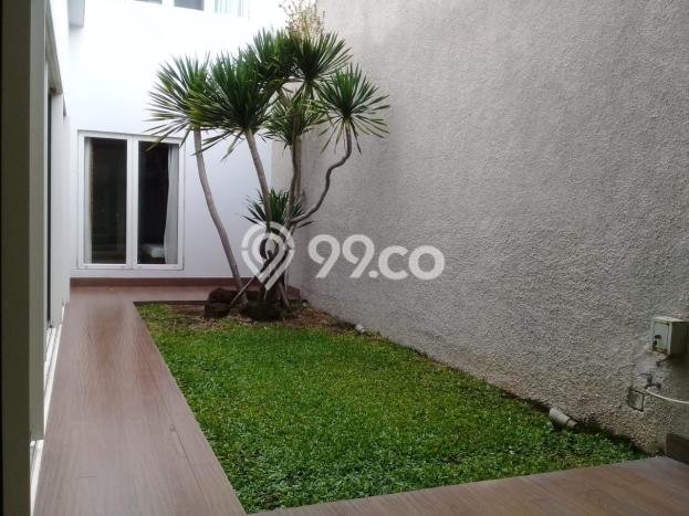 Rumah Mewah LB 1600m2 Siap Pakai Desain Elegan di Ancol, Jakarta Utara Rumah Mewah LB 1600m2 Siap Pakai Desain Elegan di Ancol, Jakarta Utara