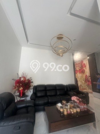 Hunian Mewah LB 300m2 Siap Pakai Desain Elegan di Taman Palem, Jakarta Barat Hunian Mewah LB 300m2 Siap Pakai Desain Elegan di Taman Palem, Jakarta Barat