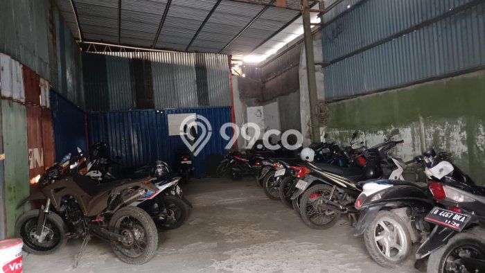 Unit Gudang Dijual di Jakarta Utara LT 3692m2 & LB 2900m2 Unit Gudang Dijual di Jakarta Utara LT 3692m2 & LB 2900m2