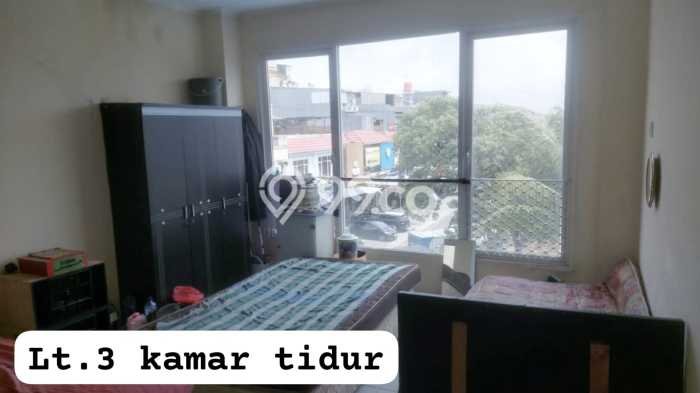 Unit Ruko Dijual di Jakarta Barat LT 48m2 & LB 100m2 Unit Ruko Dijual di Jakarta Barat LT 48m2 & LB 100m2
