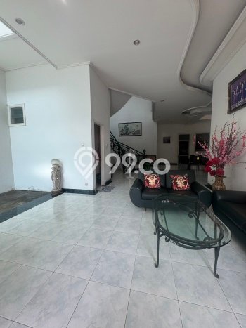 For Sale! Luxury House LT 250m2 Desain Modern di Taman Palem For Sale! Luxury House LT 250m2 Desain Modern di Taman Palem