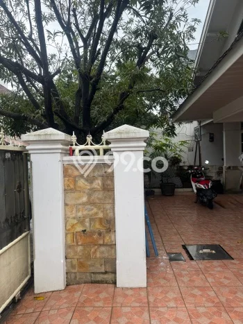 Rumah Modern 4 Kamar LT 180m2 di Taman Kencana Rumah Modern 4 Kamar LT 180m2 di Taman Kencana