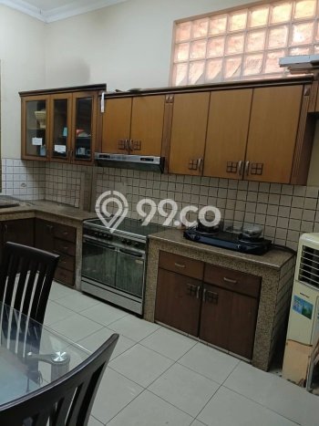 Rumah Mewah LB 300m2 Siap Pakai Desain Elegan di Pulomas, Jakarta Timur Rumah Mewah LB 300m2 Siap Pakai Desain Elegan di Pulomas, Jakarta Timur