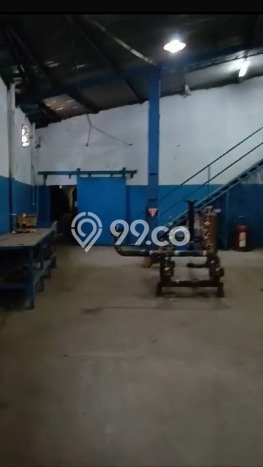 Unit Gudang Dijual di Jakarta Utara LT 4457m2 & LB 3685m2 Unit Gudang Dijual di Jakarta Utara LT 4457m2 & LB 3685m2