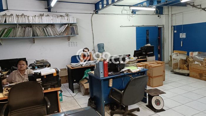 Unit Gudang Dijual di Jakarta Utara LT 3692m2 & LB 2900m2 Unit Gudang Dijual di Jakarta Utara LT 3692m2 & LB 2900m2