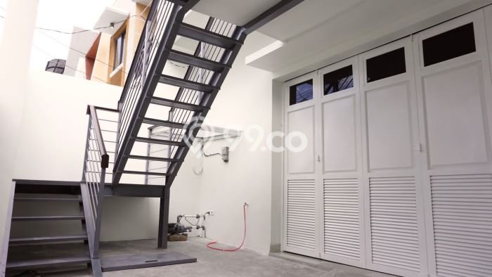 For Sale! Luxury House LT 90m2 Desain Modern di Sunter For Sale! Luxury House LT 90m2 Desain Modern di Sunter