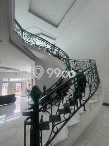 For Sale! Luxury House LT 250m2 Desain Modern di Taman Palem For Sale! Luxury House LT 250m2 Desain Modern di Taman Palem