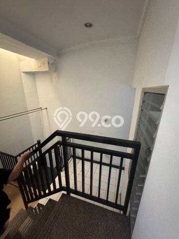 Dijual Cepat Rumah Minimalis & Modern LB 200m2 di Tanjung Duren Utara Dijual Cepat Rumah Minimalis & Modern LB 200m2 di Tanjung Duren Utara