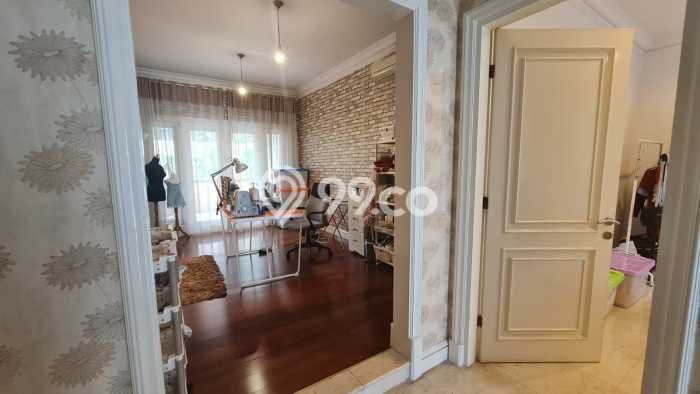 Siap Huni Rumah Mewah 5 Kamar di BSD Dekat ke Mana Pun Siap Huni Rumah Mewah 5 Kamar di BSD Dekat ke Mana Pun
