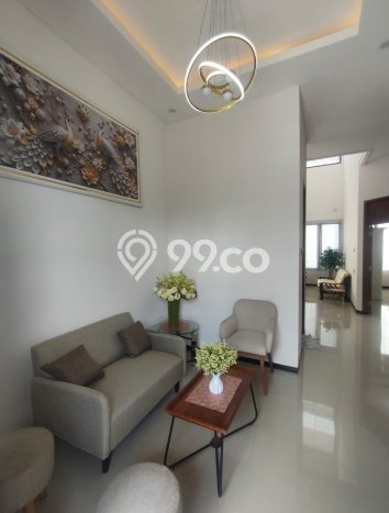 Rumah Elit Modern Tanpa Renovasi di Dharma Husada Surabaya Rumah Elit Modern Tanpa Renovasi di Dharma Husada Surabaya