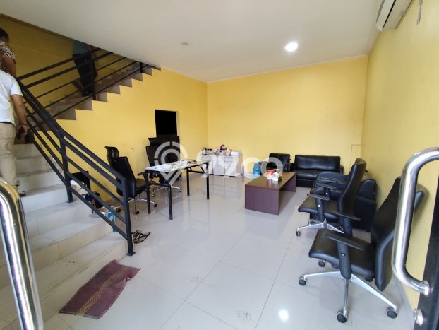 Gudang Paling Dicari LB 1300m2 Dijual di Pasar Kemis Gudang Paling Dicari LB 1300m2 Dijual di Pasar Kemis