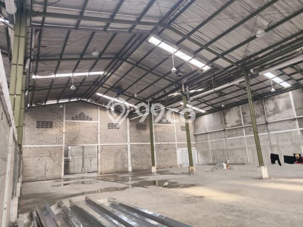 Disewakan Gudang di Pusat Kota Tangerang Ramai Strategis Disewakan Gudang di Pusat Kota Tangerang Ramai Strategis