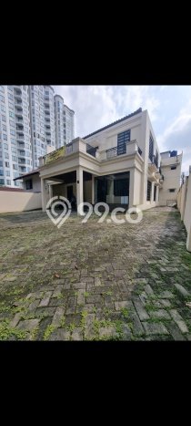 Unit Komersial Tersedia di Gandaria Spesifikasi LB 840m2 Unit Komersial Tersedia di Gandaria Spesifikasi LB 840m2