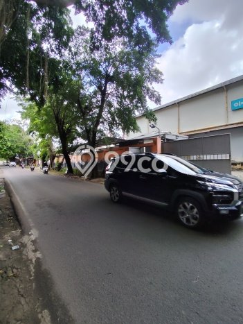 Gudang untuk Disewa di Pusat Jakarta Barat Luas Bangunan 5400m2 Gudang untuk Disewa di Pusat Jakarta Barat Luas Bangunan 5400m2