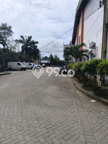 Area Strategis! Disewakan Gudang Lokasi Kelapa Dua, Tangerang Cocok untuk Bisnis Area Strategis! Disewakan Gudang Lokasi Kelapa Dua, Tangerang Cocok untuk Bisnis