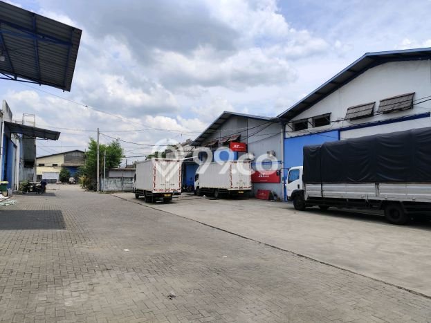 Gudang bagus disewakan di Legok Tangerang dengan LB 450m2 harga sewa terbaik Gudang bagus disewakan di Legok Tangerang dengan LB 450m2 harga sewa terbaik