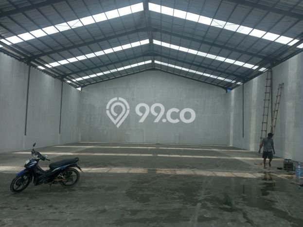 Gudang For Rent di Tangerang, Luas 900m2m², Lokasi Bisnis, Jalan Utama Gudang For Rent di Tangerang, Luas 900m2m², Lokasi Bisnis, Jalan Utama