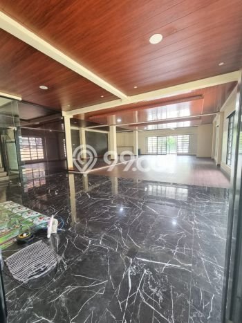Unit Komersial Tersedia di Gandaria Spesifikasi LB 840m2 Unit Komersial Tersedia di Gandaria Spesifikasi LB 840m2