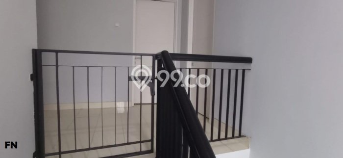 Disewakan Rumah Murah di Raffles Hills Jakarta Timur dengan 3 Kamar Tidur Disewakan Rumah Murah di Raffles Hills Jakarta Timur dengan 3 Kamar Tidur