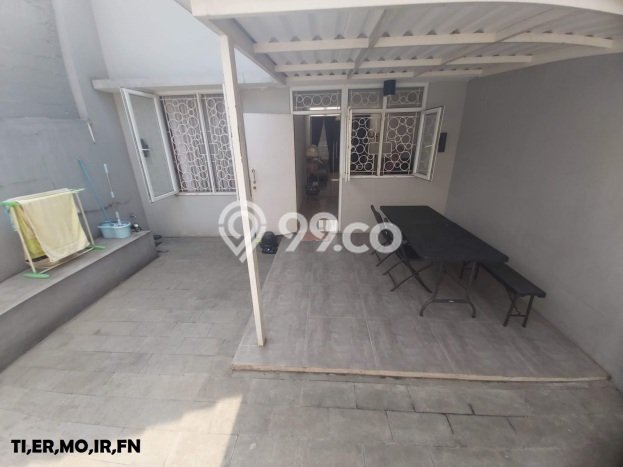 BEST LOCATION! Rumah kawasan , Dekat Stasiun, 2 KT, Luas 111m2m² LB 60m2m² BEST LOCATION! Rumah kawasan , Dekat Stasiun, 2 KT, Luas 111m2m² LB 60m2m²