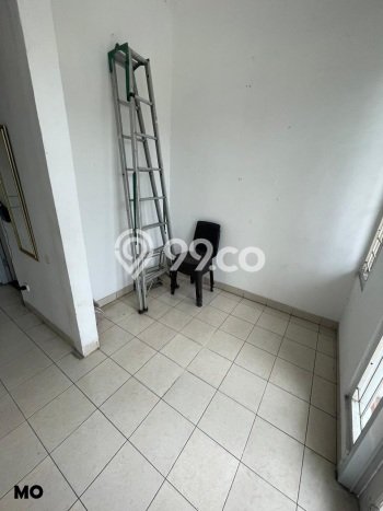 Rumah Sewa Jakarta Timur LT 90m2 LB 68m2 Area Citra Grand Rumah Sewa Jakarta Timur LT 90m2 LB 68m2 Area Citra Grand