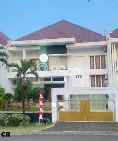 Hunian Mewah LB 800m2 Siap Pakai Desain Elegan di Cibubur, Jakarta Timur Hunian Mewah LB 800m2 Siap Pakai Desain Elegan di Cibubur, Jakarta Timur