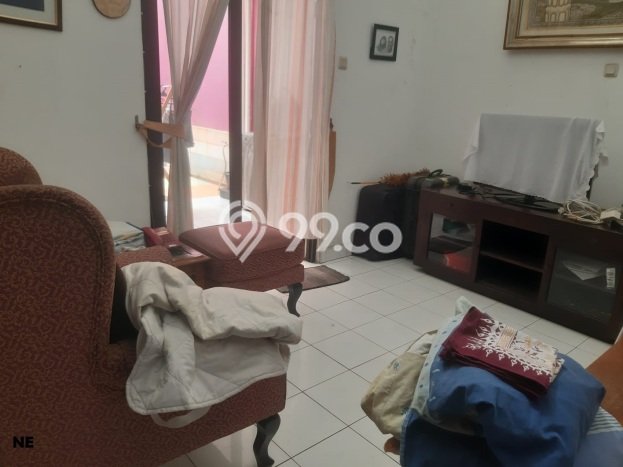 Rumah Luxury Modern Tanpa Renovasi di Cibubur Jakarta Timur Rumah Luxury Modern Tanpa Renovasi di Cibubur Jakarta Timur