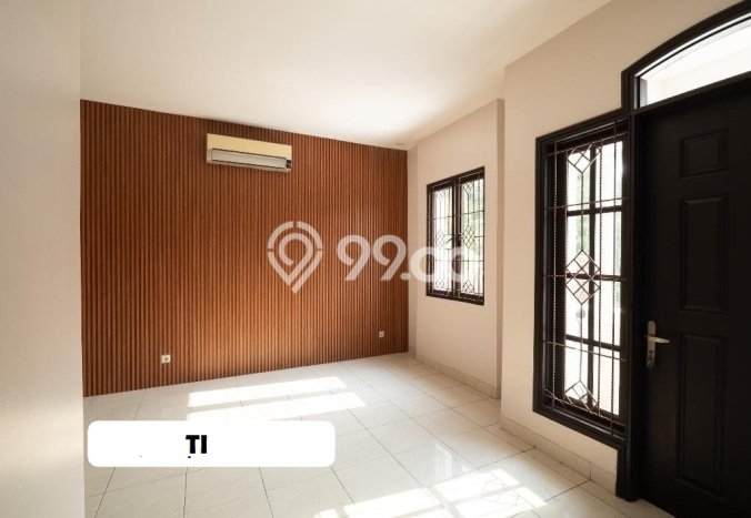 Rumah Minimalis 4 KT di Raffles Hills Jakarta Timur Unfurnished Rumah Minimalis 4 KT di Raffles Hills Jakarta Timur Unfurnished