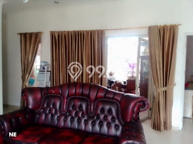 Dijual Rumah Luas Elegan Dengan View Eksklusif di Kota Wisata, Jakarta Timur Dijual Rumah Luas Elegan Dengan View Eksklusif di Kota Wisata, Jakarta Timur