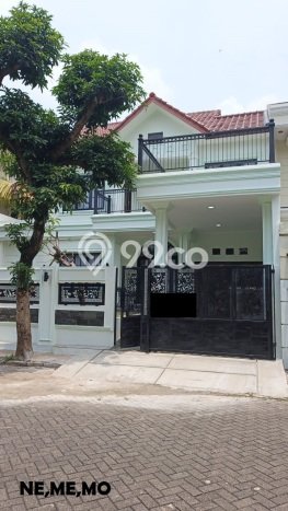 LIMITED UNIT! Rumah di , 2 KM, Luas 300m2m² LB 160m2m² LIMITED UNIT! Rumah di , 2 KM, Luas 300m2m² LB 160m2m²