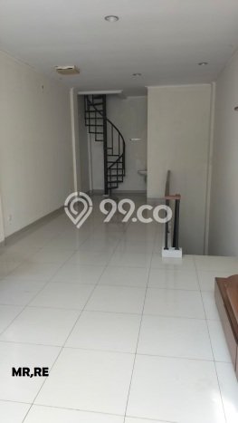 Ruko Dijual di Jakarta Timur LT 48m2 & LB 96m2 Lokasi Terbaik! Ruko Dijual di Jakarta Timur LT 48m2 & LB 96m2 Lokasi Terbaik!