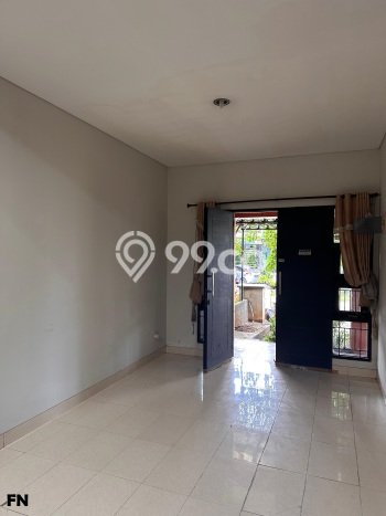 For Sale Hunian Rumah Terawat 3 KT di Raffles Hills, Jakarta Timur For Sale Hunian Rumah Terawat 3 KT di Raffles Hills, Jakarta Timur