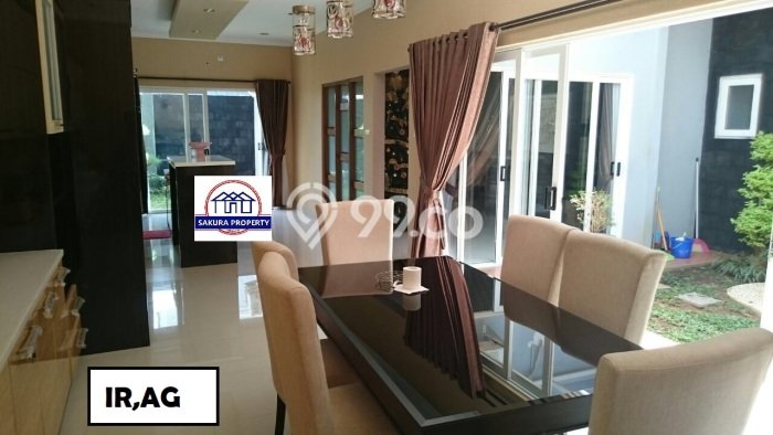 Ready to Use! Premium House LT 330m2 Desain Elegan di Kota Wisata Ready to Use! Premium House LT 330m2 Desain Elegan di Kota Wisata