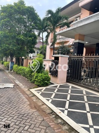 Hunian Mewah LB 600m2 Siap Huni Desain Elegan di Raffles Hills, Jakarta Timur Hunian Mewah LB 600m2 Siap Huni Desain Elegan di Raffles Hills, Jakarta Timur
