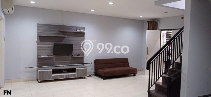 Disewakan Rumah Murah di Raffles Hills Jakarta Timur dengan 3 Kamar Tidur Disewakan Rumah Murah di Raffles Hills Jakarta Timur dengan 3 Kamar Tidur