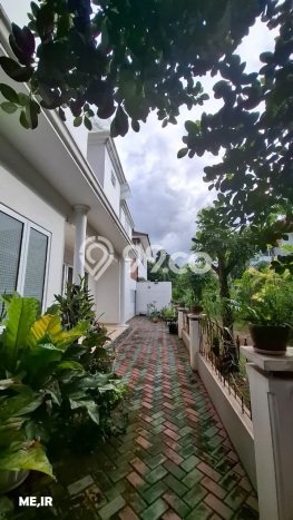 Rumah Elit LB 388m2 Siap Pakai Desain Elegan di Cibubur, Jakarta Timur Rumah Elit LB 388m2 Siap Pakai Desain Elegan di Cibubur, Jakarta Timur