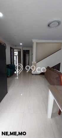 LIMITED UNIT! Rumah di , 2 KM, Luas 300m2m² LB 160m2m² LIMITED UNIT! Rumah di , 2 KM, Luas 300m2m² LB 160m2m²
