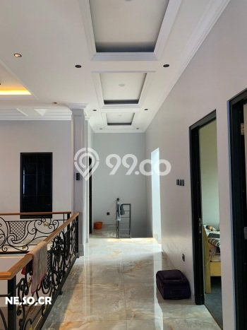 Rumah Elit Modern Tanpa Renovasi di Raffles Hills Jakarta Timur Rumah Elit Modern Tanpa Renovasi di Raffles Hills Jakarta Timur
