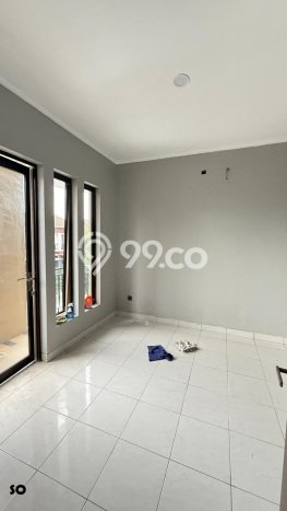 Rumah sewa siap pakai 3 KT di Legenda Wisata, Jakarta Timur Rumah sewa siap pakai 3 KT di Legenda Wisata, Jakarta Timur